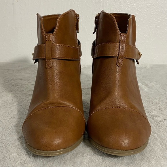 LC Lauren Conrad BonBon Cognac Brown Ankle Boots Size 8.5M - Picture 3 of 11